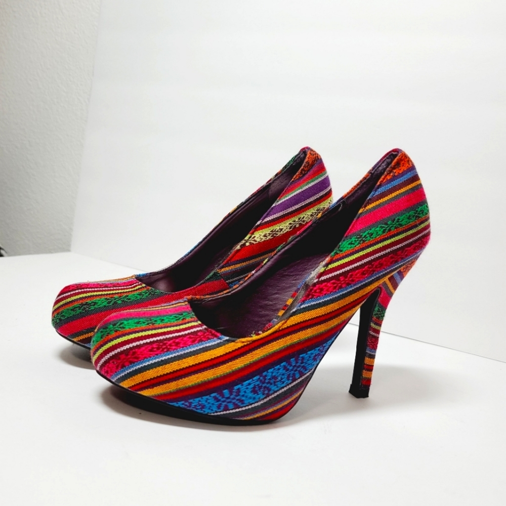 Multicolored Stripe Mexican Sarape Platform Pumps